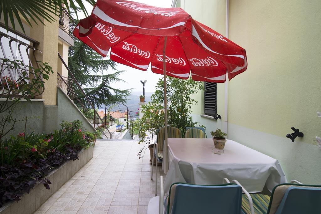Greenhouse Family Apartments ラバック 部屋 写真